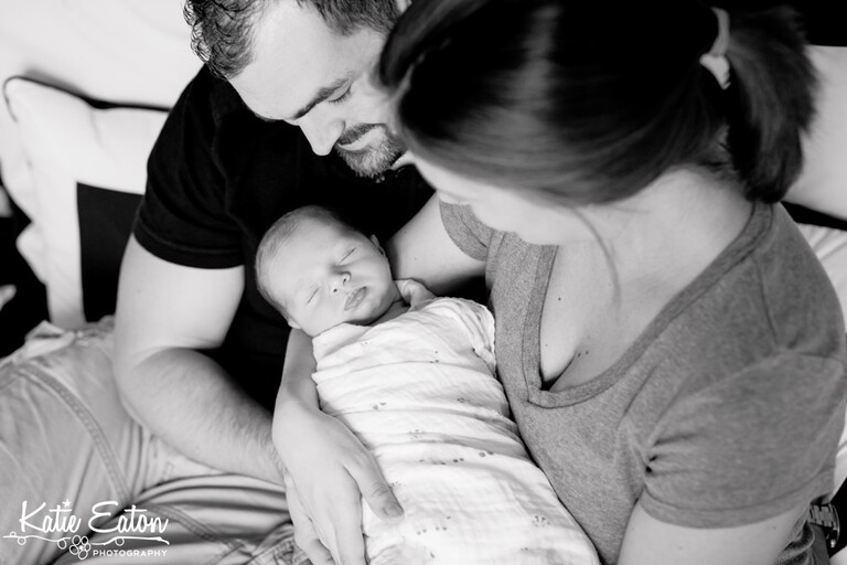 Beautiful images from a lifestyle newborn session by Katie Eaton Photography-13