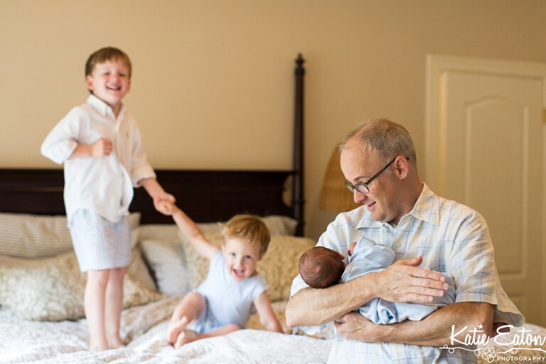 Beautiful images from a lifestyle newborn session  | Austin Newborn Lifestyle Photographer | Katie Eaton Photography