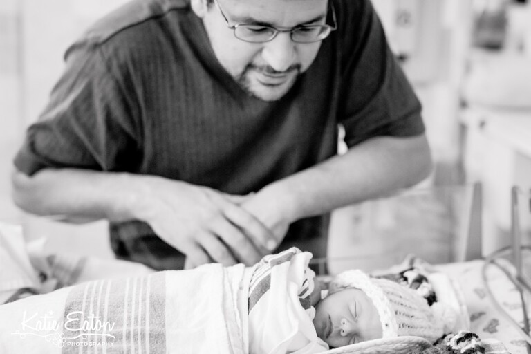 Beautiful images from a newborn session in Austin | Austin Newborn Photographer | Katie Eaton Photography-3
