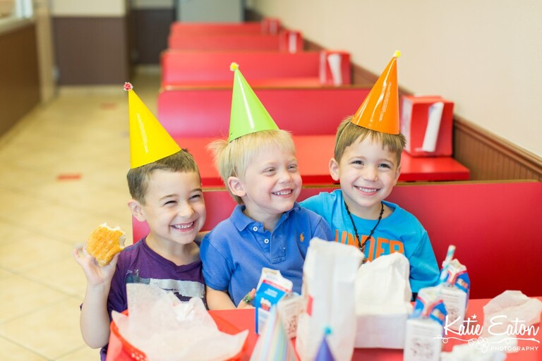 Fun images from a donut shop birthday party | Austin Child Photographer | Katie Eaton Photography-21
