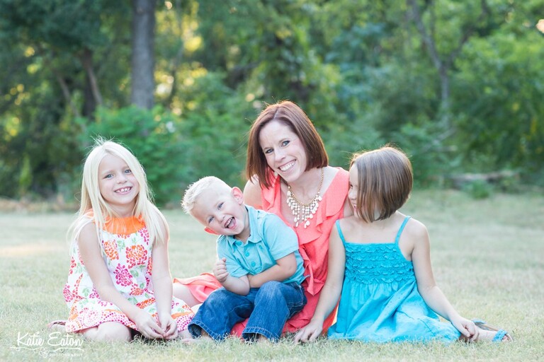 Beautiful images from a family session in Austin | Austin Family Photographer | Katie Eaton Photography-26