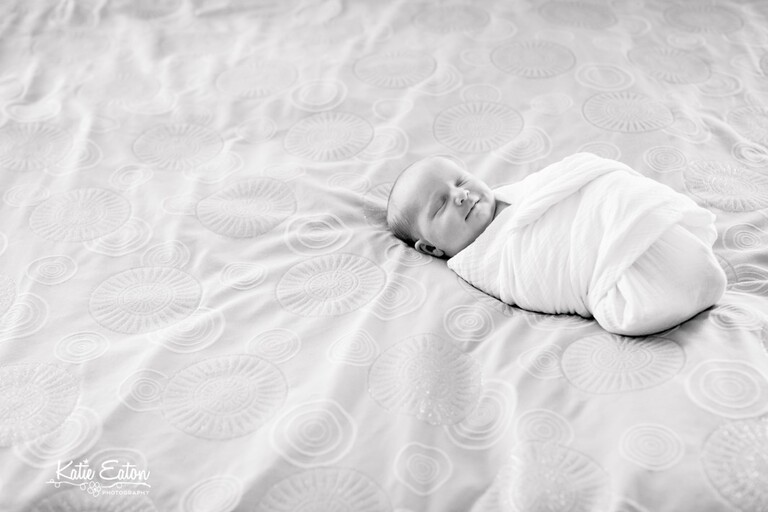 Beautiful images from a lifestyle newborn session in Austin | Austin Newborn Photographer | Katie Eaton Photography-3