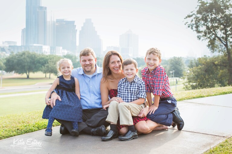 Beautiful images from a family session in  downtown Austin | Austin Family Photographer | Katie Eaton Photography-3