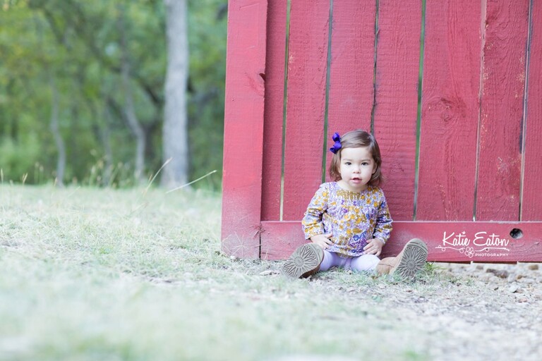 Beautiful images from a family session in Austin | Austin Family Photographer | Katie Eaton Photography-17