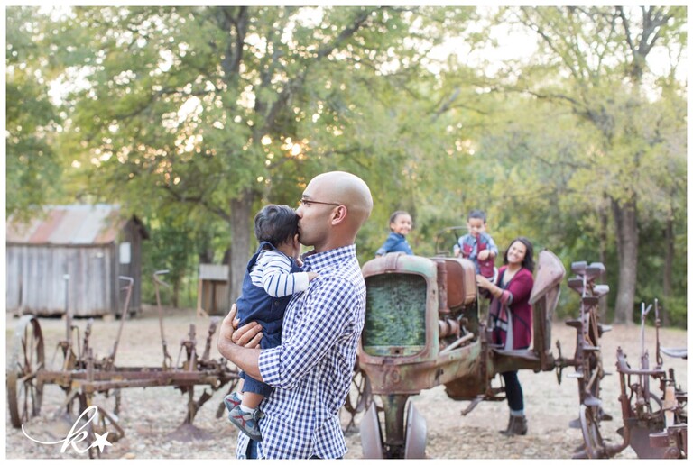 Beautiful images from a family session in Round Rock | Austin Family Photographer | Katie Starr Photography-38