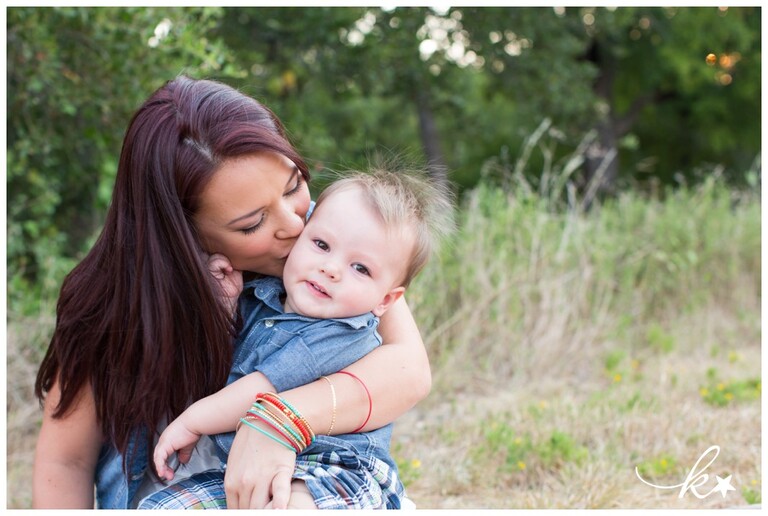 Beautiful images from a family session in Austin | Austin Family Photographer | Katie Starr Photography-5