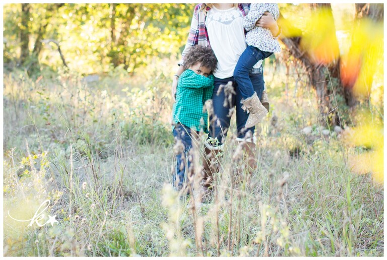 Beautiful images from a family photo session in Austin | Austin Family Photographer | Katie Starr Photography-16