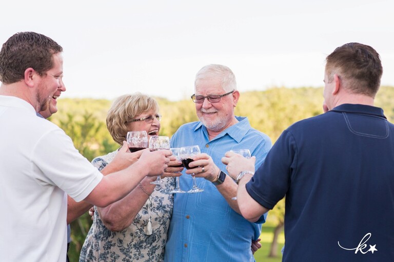 beautiful-images-from-an-extended-family-photo-session-in-austin-austin-family-photographer-katie-starr-photography-29