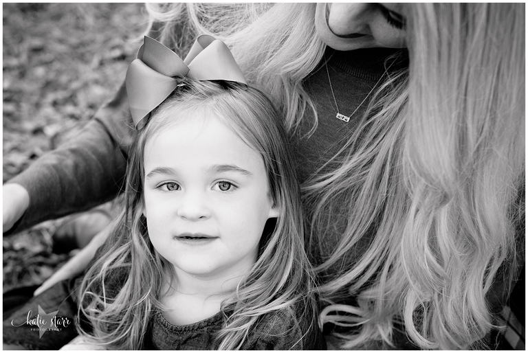 Image of a family. Katie Starr Photography. Best Georgetown Texas Photographer